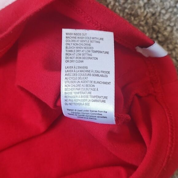 Hudson's Bay Toddler Girls Size 5/6T Short Sleeve Red‎ Canada/Olympics T-shirt - Picture 7 of 7